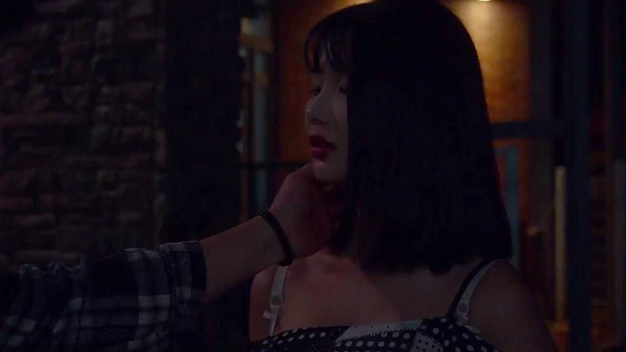Obscene House Slave Wife (2020)